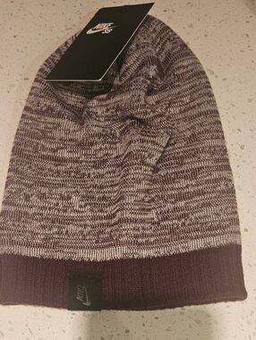 Nike SB Knit Toque/Beanie, NWT